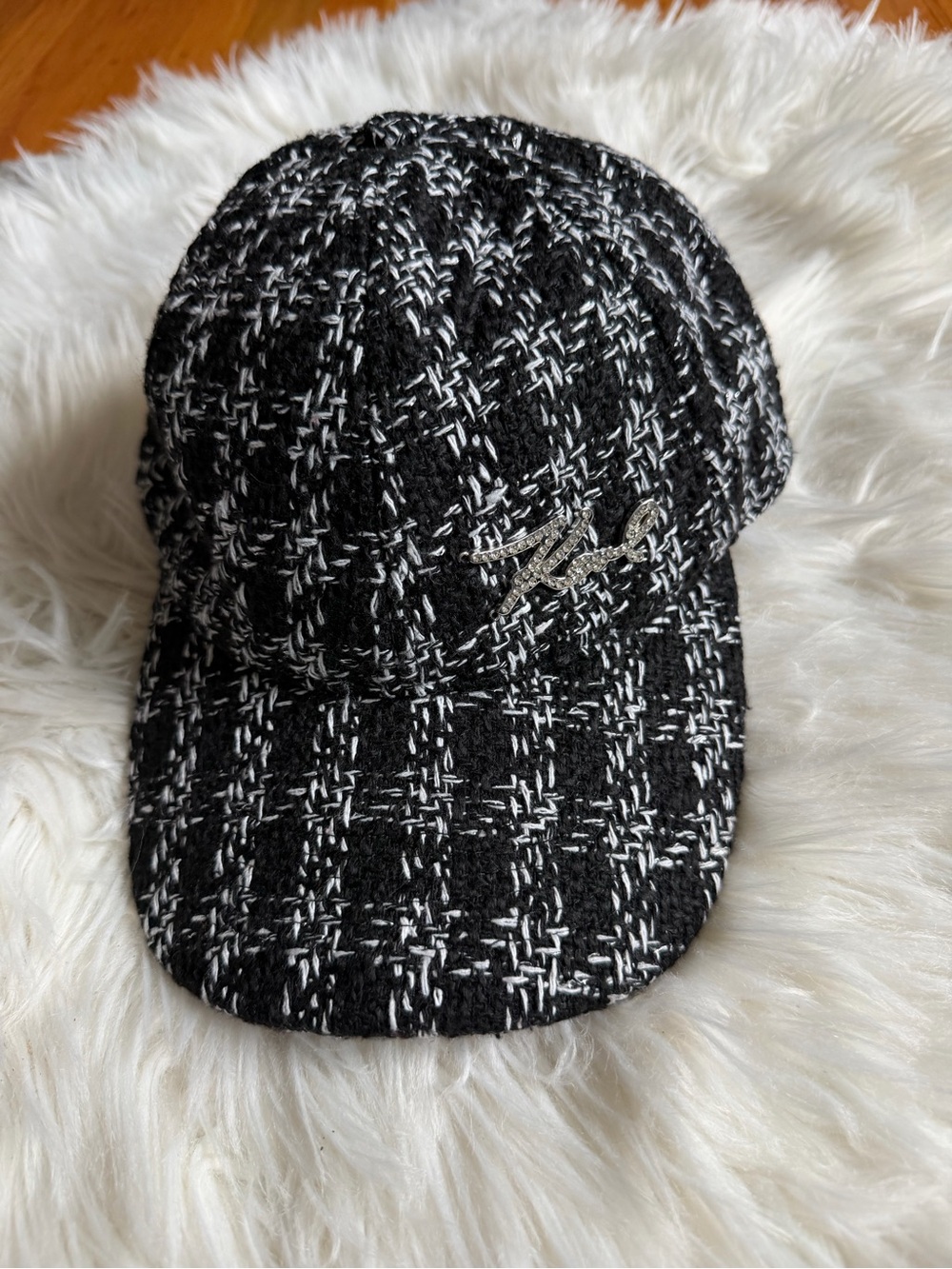 Karl Lagerfeld tweed cap